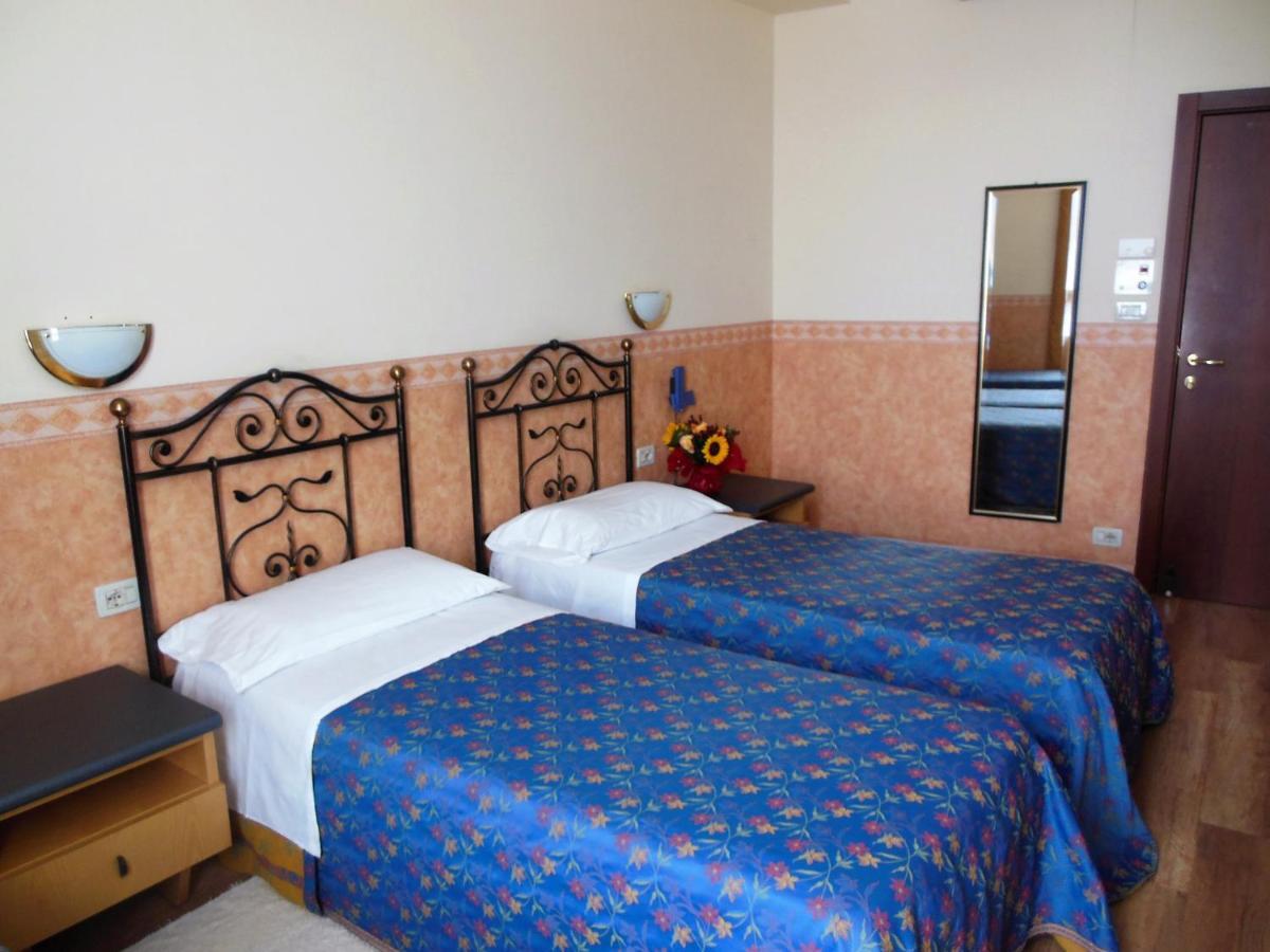 Hotel San Giorgio بولونيا المظهر الخارجي الصورة